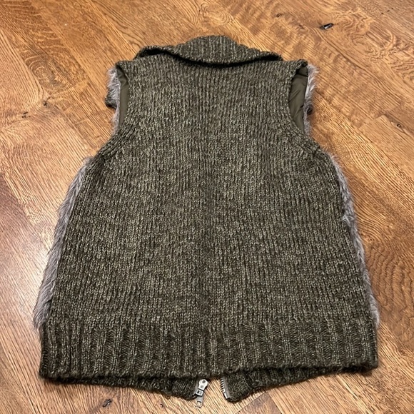 Jack Women’s Vest Green and Grey Size Small - Picture 4 of 4